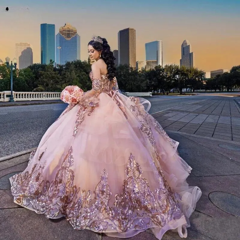 Elegant Quinceañera Dress: Detachable Sleeves & Sequin Applique